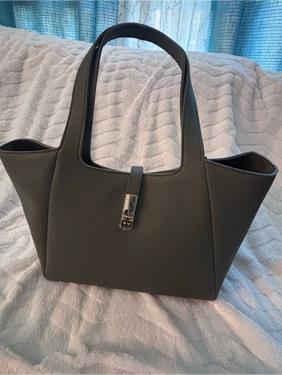 Tommy Hilfiger Handbags - Tommy Hilfiger Utility Olive Green Handbag